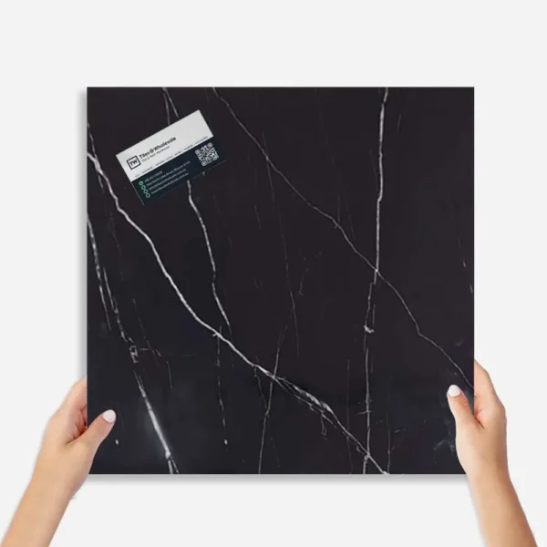 Moon Boot Gloss Tile 600×600